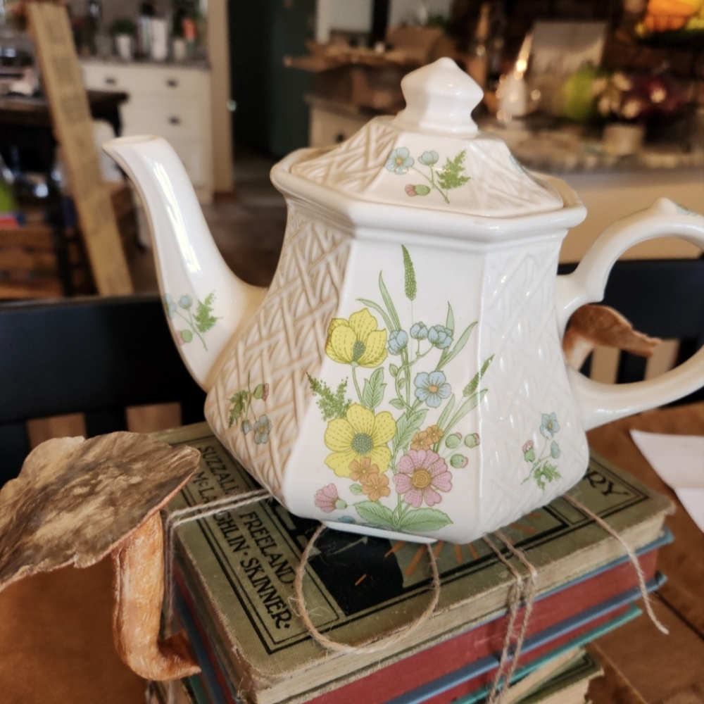 Vintage teapot by Sadler England - Picture 2 of 2